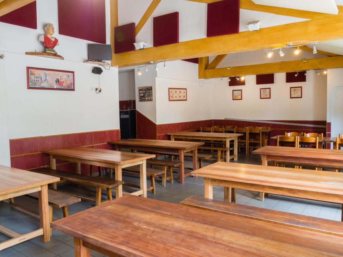 Auberge De Jeunesse Hi Nîmes Dış mekan fotoğraf